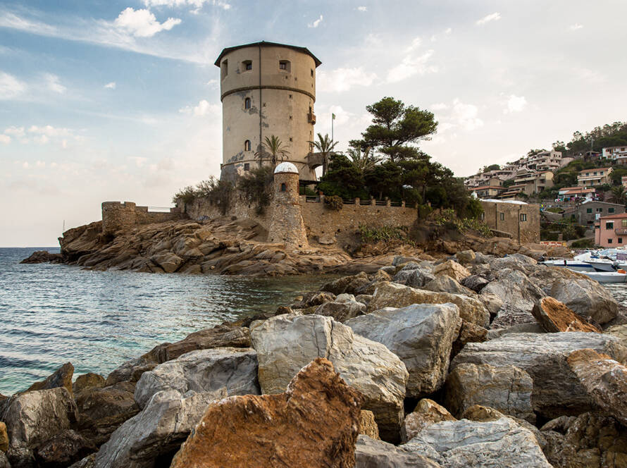 Exclusive Giglio Experience - BEYOND by Medov Group is your onboard concierge for discovering unforgettable, personalized excursions