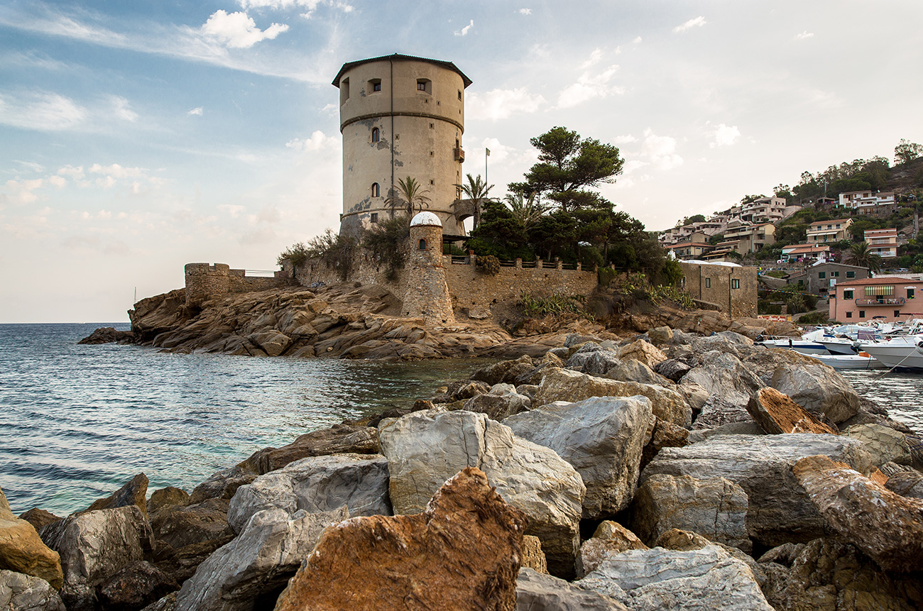 Exclusive Giglio Experience - BEYOND by Medov Group is your onboard concierge for discovering unforgettable, personalized excursions