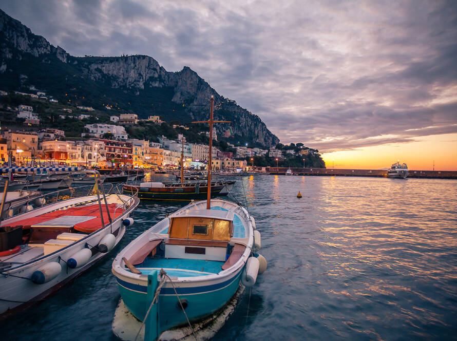 A night in Capri - BEYOND by Medov Group is your onboard concierge for discovering unforgettable, personalized excursions