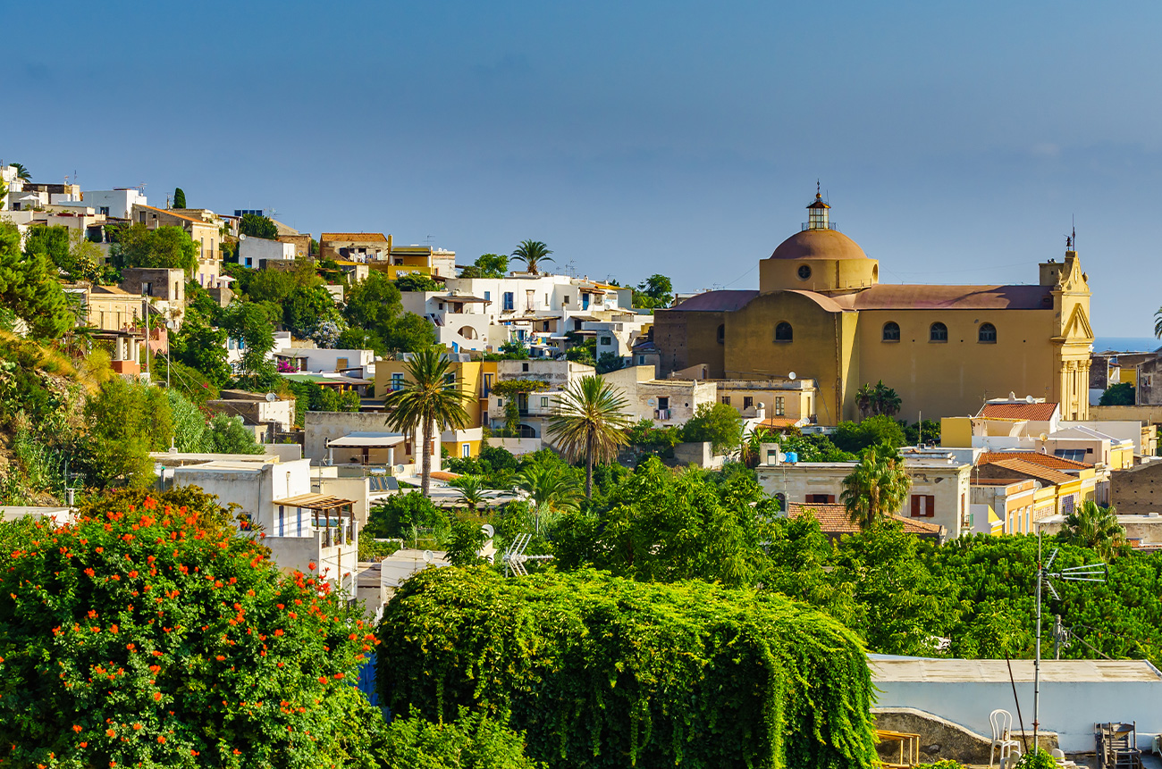 Isole Eolie - BEYOND by Medov Group