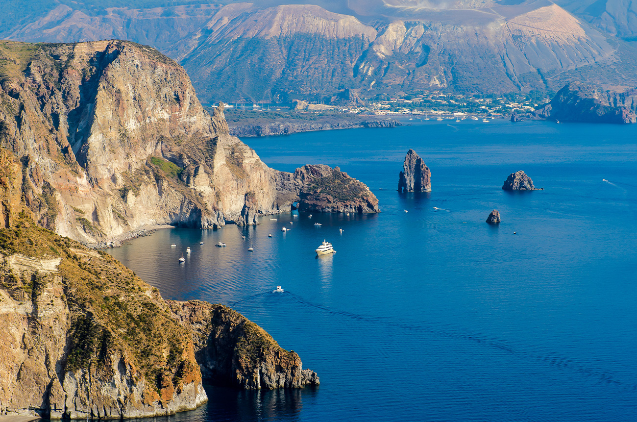 Isole Eolie - BEYOND by Medov Group